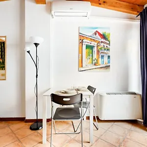 Apartamento Cosy Corso Lodi & Porta Romana M3, Milán